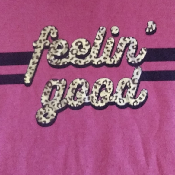 🎃$4/20 Coral 'Feelin' Good' Hoodie - Picture 3 of 3